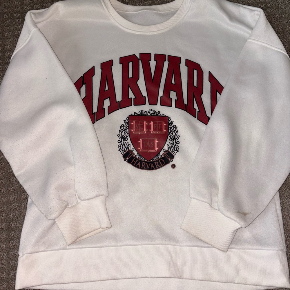 Amazon White and Red Crewneck Sweatshirt